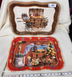 b202- 2 vintage trays