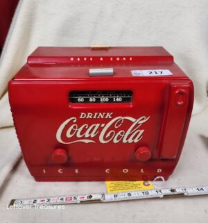 b217- Coca-Cola cooler radio, commonly identified as the OTR-1949 model - Image 1