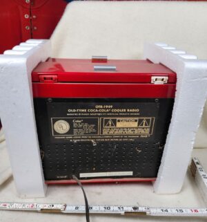 b218- vintage reproduction Coca-Cola Cooler Radio, model OTR-1949 - Image 2