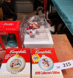b215- Coca Cola Ornaments, collectibles - Image 3
