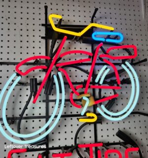 b234- Fat Tire Beer advertising neon sign featuring a figural bicycle design - Image 3
