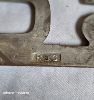 b235- vintage OEM trunk emblem for a Mercedes-Benz 450SL - Image 2