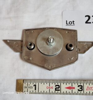 b236- vintage grill badge for the Classic Thunderbird Club International - Image 2