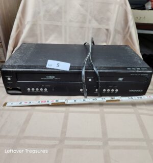 c5- Magnavox DVD/VCR. Tested/works. No remote