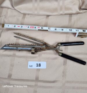 c18- Le Bijou Subpedo Marcel Waver curling iron from the 1920s