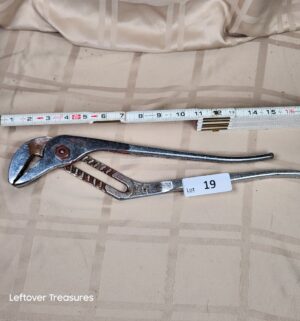 c19- tongue and groove pliers