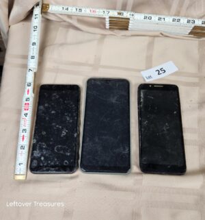 c25- 3 cellphones. No chargers