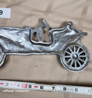 c39- 1909 Hupmobile cast aluminum wall plaque made by Midwest Products - Image 2