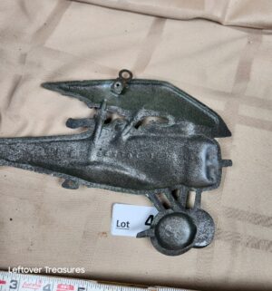 c40- 1975 Sexton cast metal wall Biplane - Image 2