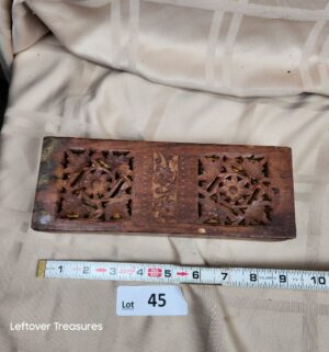 c45- vintage, hand-carved teak wood jewelry trinket box - Image 2