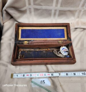 c45- vintage, hand-carved teak wood jewelry trinket box - Image 3