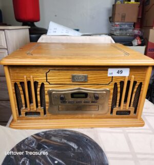 c49- Spirit of St. Louis brand all-in-one entertainment system. Tested/works - Image 1
