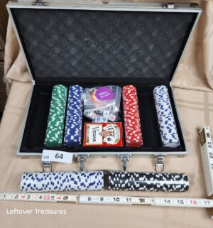 c64- Sealed poker chip set