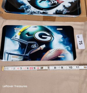 c75- Green Bay Packers. Metal License Plate Cover