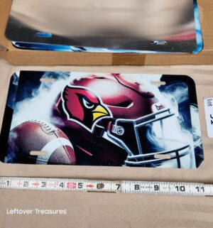c91- Arizona Cardinals. Metal License Plate Cover