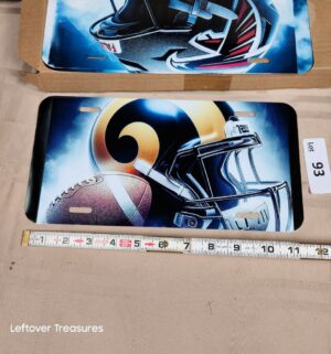 c93- Los Angeles Rams. Metal License Plate Cover
