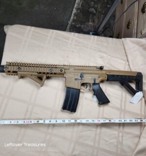 c102- Crosman DPMS SBR CO2-powered BB air rifle - Image 3