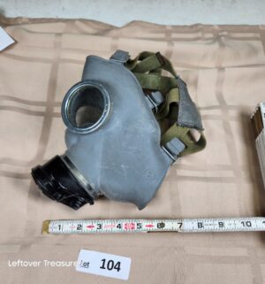 c104- European civil defense gas mask