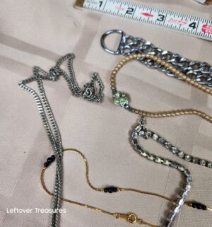 c129- Jewelry, Pin Collection - Image 5