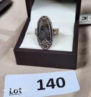 c140- Antique European Silver Ring. 800 Silver Acid Tested