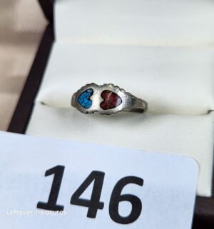 c146- vintage Navajo-style sterling silver ring featuring inlaid turquoise and red coral in a double-heart design