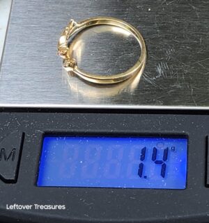 c151- 10k gold double dolphin ring. Acid tested - Image 6