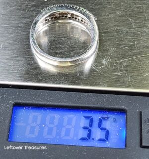 c153- 14K white gold wedding band featuring three rows of round-cut diamonds. Gold & Diamonds Tested - Image 5