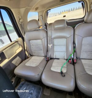 c164- 2004 Ford Expedition. Eddie Bauer Sport Utility 4D. V8, 5.4L. Automatic. 2WD. Does not run. Sold w/ Pink Slip Clean Title - Image 22