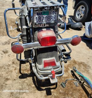 c165- 1994 Harley Davidson Road King Motorcyle & 1995 Bushtee Trailer. Pink Slip Transfer on Both - Image 4
