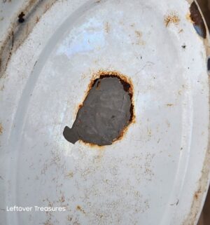 d23- vintage enamelware basin - Image 3