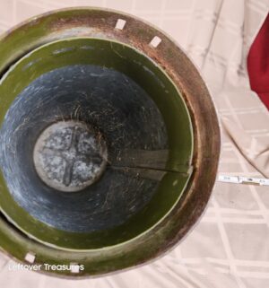 d37- vintage metal military artillery shell canister - Image 2