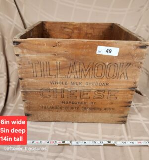 d49- vintage Tillamook whole milk cheddar cheese crate - Image 1