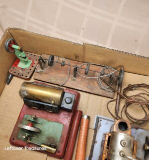 d66- antique steam engine toys - Image 4