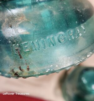 d73- vintage Hemingray No. 40 glass insulators - Image 5