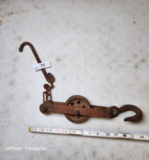 d77- antique cast iron pulley