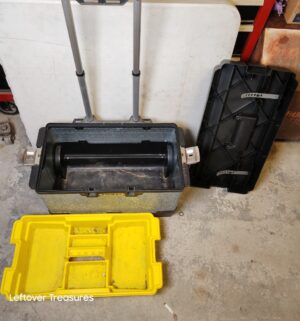d97- Stanley branded rolling tool box - Image 3
