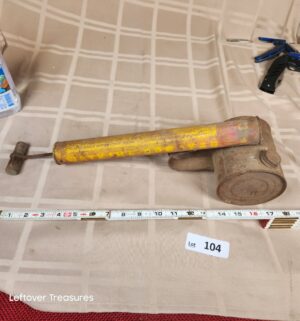 d104- vintage insecticide sprayer