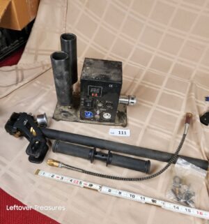 d111- Vevor dual-nozzle CO2 jet machine for stage effects