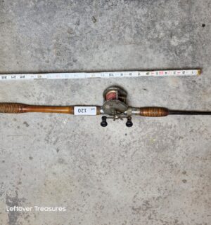 d120- True Temper 1700 reel + rod - Image 1