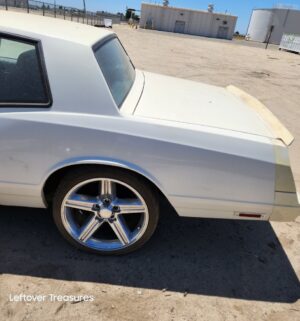 c166- 1986 Chevrolet Monte Carlo Coupe. Bill of sale. Non Running. Sold AS IS WHERE IS - Image 5