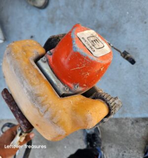 d147- Echo SRM200DA gasoline-powered string trimmer. Briefly ran - Image 5