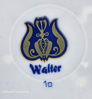 d163- 12-piece set of Joan Walsh Anglund Months of the Year collector plates from 1966 - Image 3