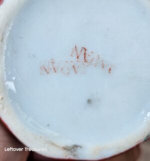 d169- hand-painted porcelain hat pin holder featuring a Geisha girl theme - Image 4