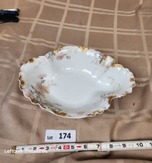d174- antique Haviland Limoges serving bowl