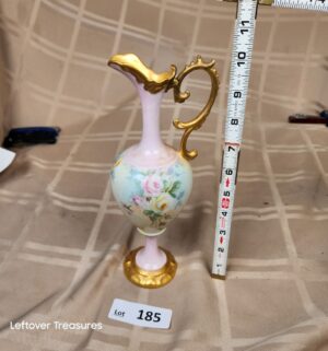d185- Limoges, France porcelain vase
