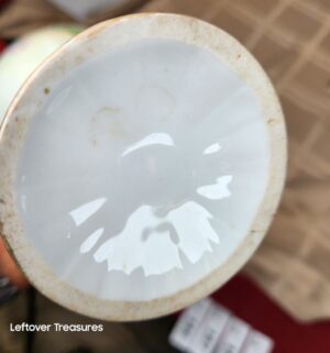 d185- Limoges, France porcelain vase - Image 3