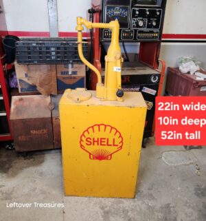 d234- 1930s Shell lubester or oil dispenser pump - Image 1