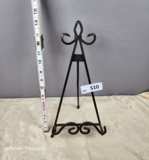 e510- black metal display easel